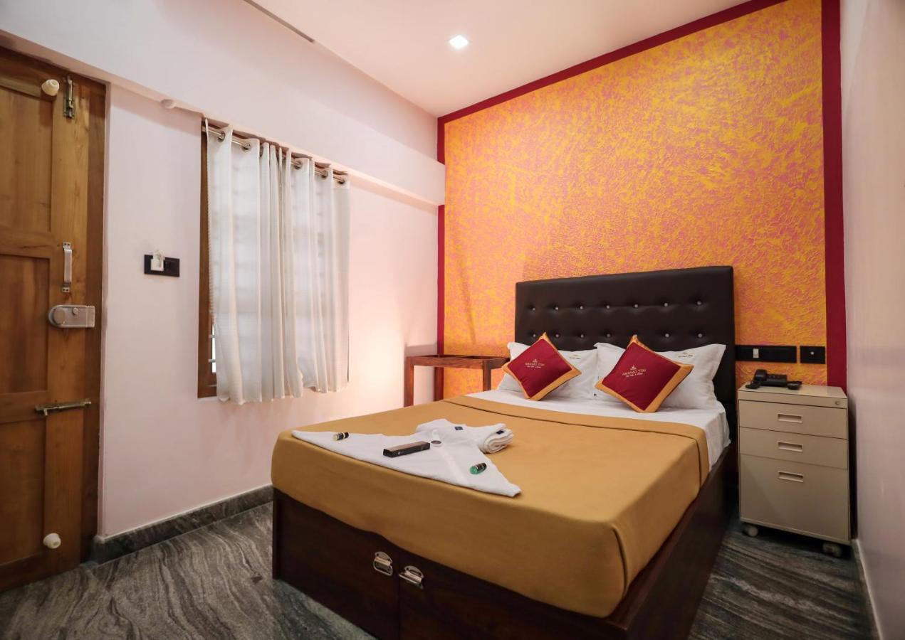 Hotel Wayanad Stay Kalpatta Ngoại thất bức ảnh