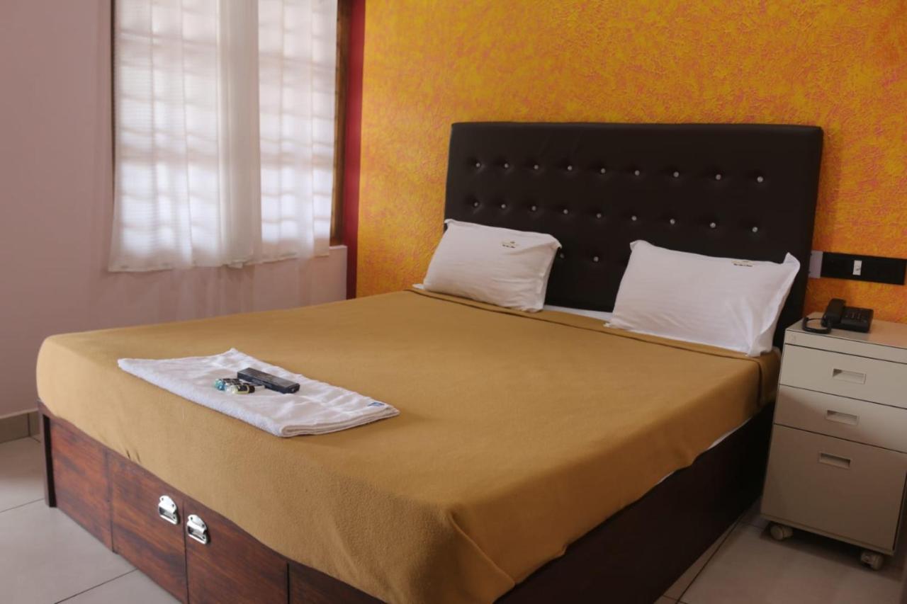 Hotel Wayanad Stay Kalpatta Ngoại thất bức ảnh